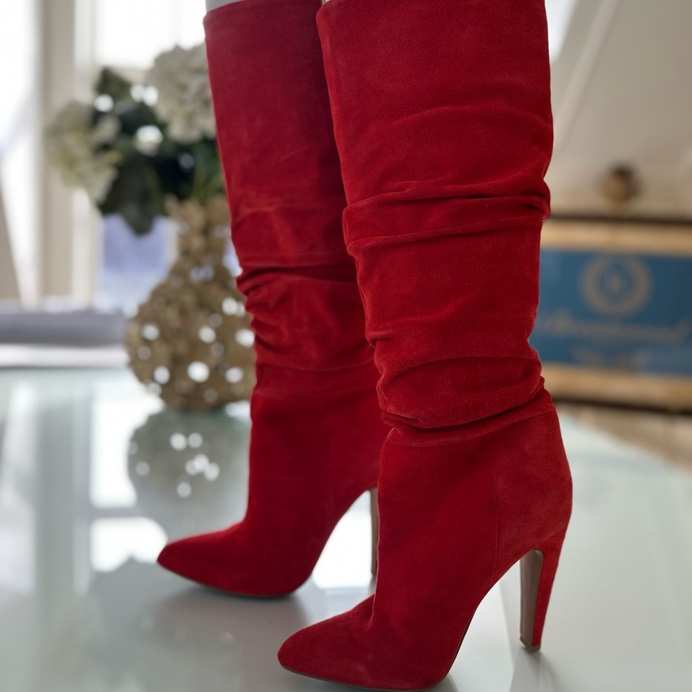 Steve Madden Carrie suede boots ,sz 6